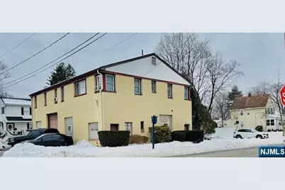 425 New Milford Avenue 2 #2, Dumont, NJ 07628 - Photo 12