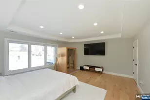 196 Graphic Blvd, Bergenfield, NJ 07621 - Photo 16