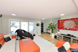 196 Graphic Blvd, Bergenfield, NJ 07621 - Photo 2