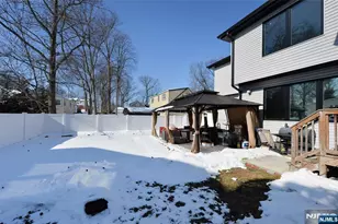 196 Graphic Blvd, Bergenfield, NJ 07621 - Photo 32