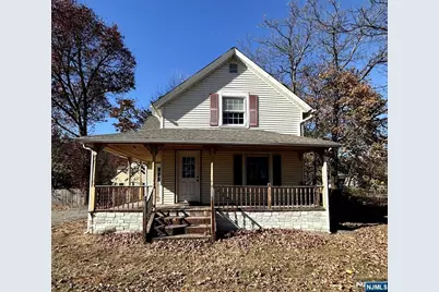 13 Mountainside Avenue, Mahwah, NJ 07430 - Photo 1