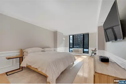 2 Constitution Court 106 #106, Hoboken, NJ 07030 - Photo 16