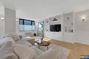 2 Constitution Ct 106, Hoboken, NJ 07030 - Photo 4