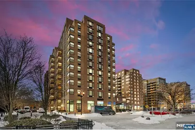 2 Constitution Court 106 #106, Hoboken, NJ 07030 - Photo 32