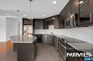 93 Palisade, Cliffside Park, NJ 07010 - Photo 6