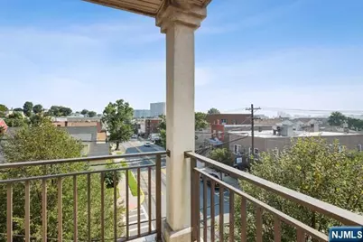 93 Palisade, Cliffside Park, NJ 07010 - Photo 14