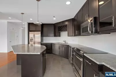 93 Palisade, Cliffside Park, NJ 07010 - Photo 6