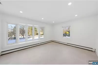 40 Magnolia Avenue, Tenafly, NJ 07670 - Photo 6