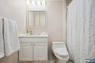 10 Smith Manor Blvd 107, West Orange Township, NJ 07052 - Photo 18