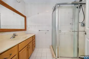35 Taggart Way, Saddle Brook Township, NJ 07663 - Photo 30