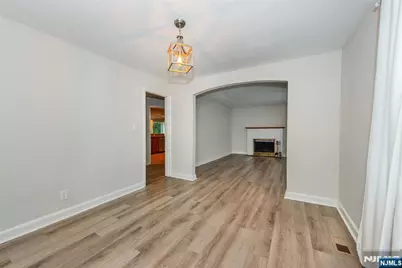 35 Taggart Way, Saddle Brook Township, NJ 07663 - Photo 28