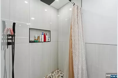 712 Broad Street 3C #3C, Elizabeth, NJ 07208 - Photo 16