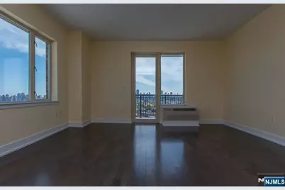 3312 Hudson Avenue 10J #10J, Union City, NJ 07087 - Photo 2
