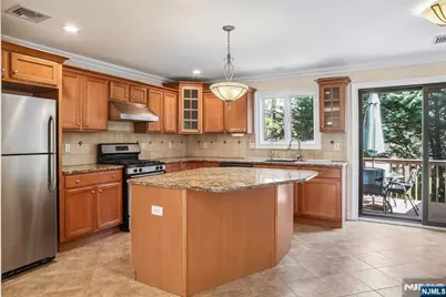 128 Princeton A #A, Palisades Park, NJ 07650 - Photo 4