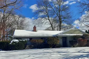 412 Flaker Dr, Wyckoff Township, NJ 07481 - Photo 1