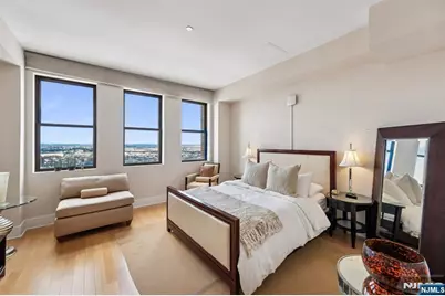 4 Beacon Way Ph 1900 #PH 1900, Jersey City, NJ 07304 - Photo 12