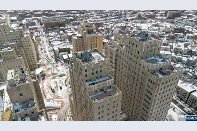 4 Beacon Way Ph 1900 #PH 1900, Jersey City, NJ 07304 - Photo 36