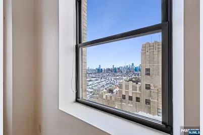 4 Beacon Way Ph 1900 #PH 1900, Jersey City, NJ 07304 - Photo 30