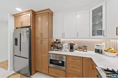 17-11 Berdan Avenue, Fair Lawn, NJ 07410 - Photo 12