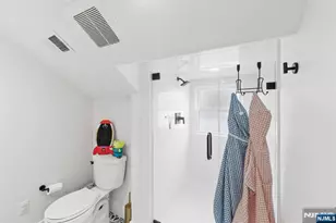 17-11 Berdan Ave, Fair Lawn, NJ 07410 - Photo 24