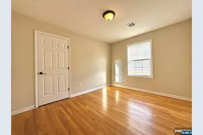 623-625 Magnolia Avenue 2 #2, Elizabeth, NJ 07206 - Photo 8