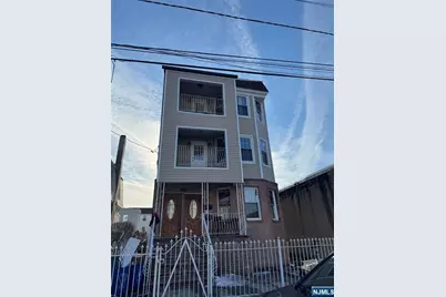 590 Hawthorne Avenue 2nd Floor #2nd Floor, Newark, NJ 07112 - Photo 1