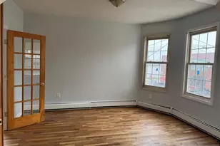 590 Hawthorne Ave 2nd Floor, Newark, NJ 07112 - Photo 4