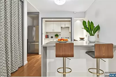 3050 Edwin Avenue #2D, Fort Lee, NJ 07024 - Photo 2