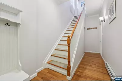 239 Desoto Place #2, Cliffside Park, NJ 07010 - Photo 4