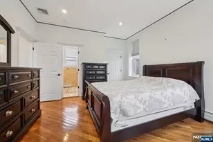 239 Desoto Pl, Cliffside Park, NJ 07010 - Photo 18