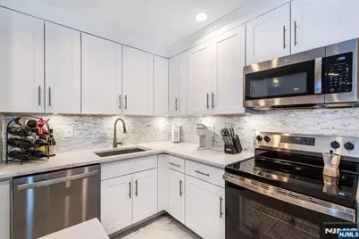 46 Watsessing Avenue A4 #A4, Belleville, NJ 07109 - Photo 4