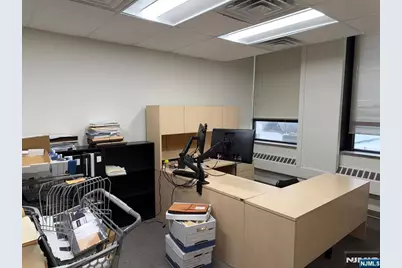 1051 Bloomfield Avenue 2A #2A, Clifton, NJ 07012 - Photo 16