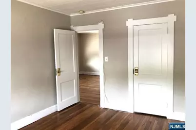 636 Wyckoff Avenue, Wyckoff Township, NJ 07481 - Photo 8