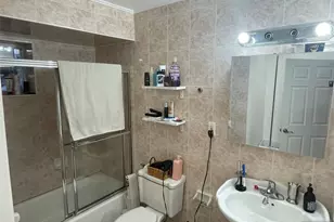 248 Kingsland Ave 1, Lyndhurst Township, NJ 07071 - Photo 14