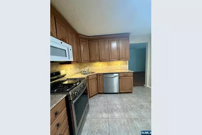 499 Quince Court, Mahwah, NJ 07430 - Photo 4