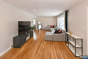 262 Spring Valley Ave, Hackensack, NJ 07601 - Photo 4