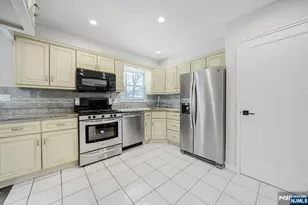 111 Charles St, Dumont, NJ 07628 - Photo 8