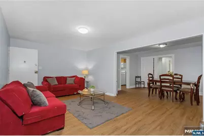 51 Ampere Parkway, East Orange, NJ 07017 - Photo 4