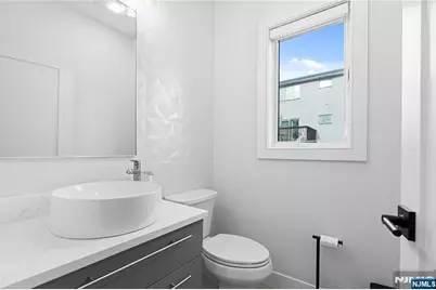 217 5th Street B #B, Palisades Park, NJ 07650 - Photo 16