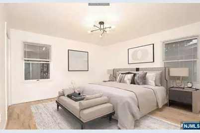 2052 Hoefleys Lane, Fort Lee, NJ 07024 - Photo 10