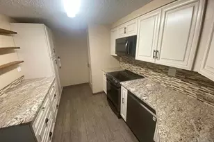 1836 Harmon Cove Tower 1836, Secaucus, NJ 07094 - Photo 6