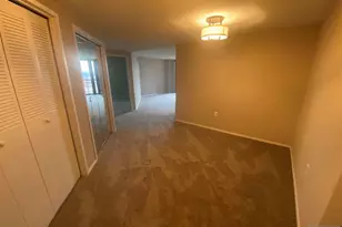 1836 Harmon Cove Tower 1836, Secaucus, NJ 07094 - Photo 2