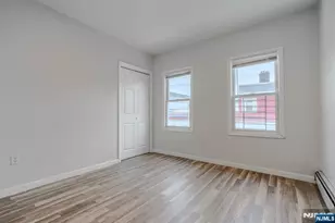 562 18th St, Newark, NJ 07103 - Photo 12