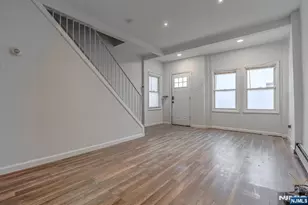 562 18th St, Newark, NJ 07103 - Photo 2