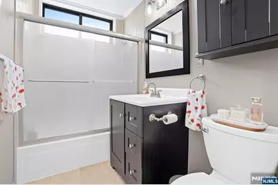 277 Prospect Avenue 18B #18B, Hackensack, NJ 07601 - Photo 22