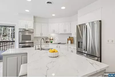 11 Carlough Road, Upper Saddle River, NJ 07458 - Photo 14