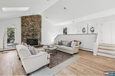 11 Carlough Road, Upper Saddle River, NJ 07458 - Photo 6