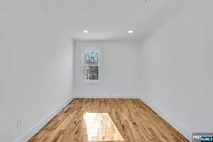 309 Ottawa Ave, Hasbrouck Heights, NJ 07604 - Photo 32