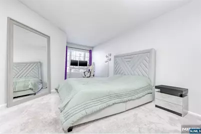 1068 Cambridge Court, Mahwah, NJ 07430 - Photo 10