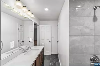 1614 Center Avenue, Fort Lee, NJ 07024 - Photo 12